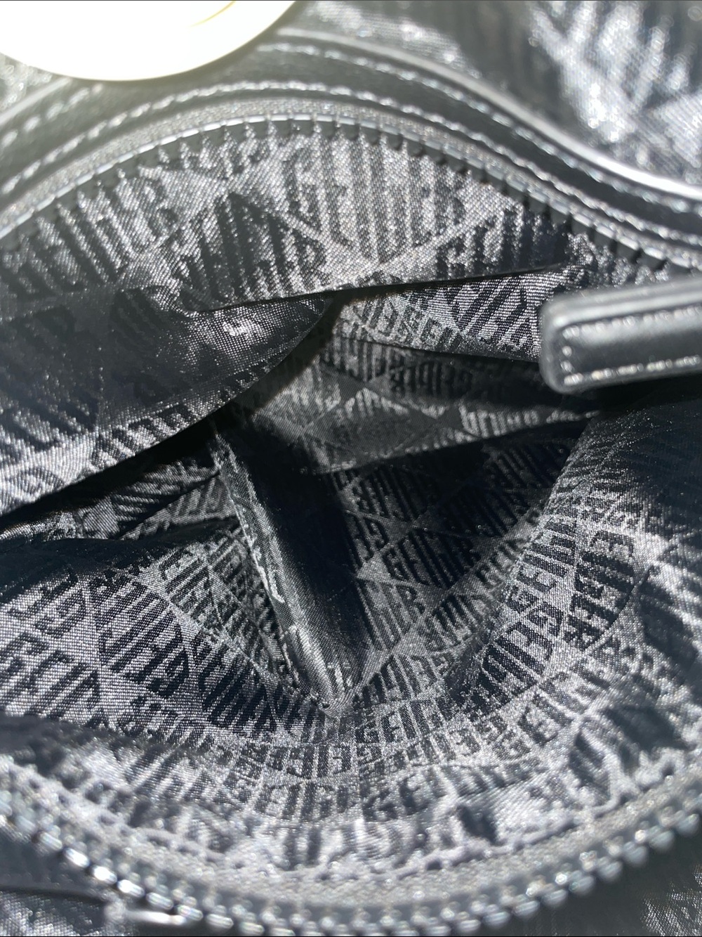 Kurt Geiger ‘The Kensington Drench’ Drawstring Bag - Picture 15 of 16